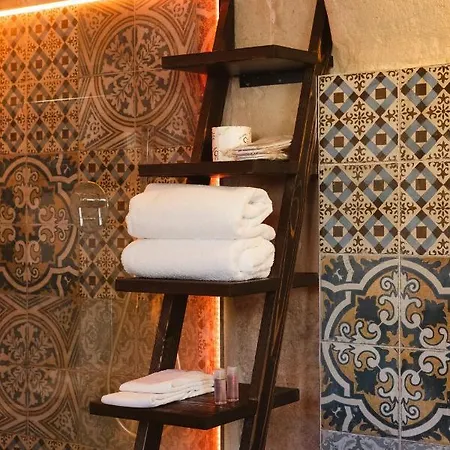 La Corte Dei Pastori Luxury 4* מטרה